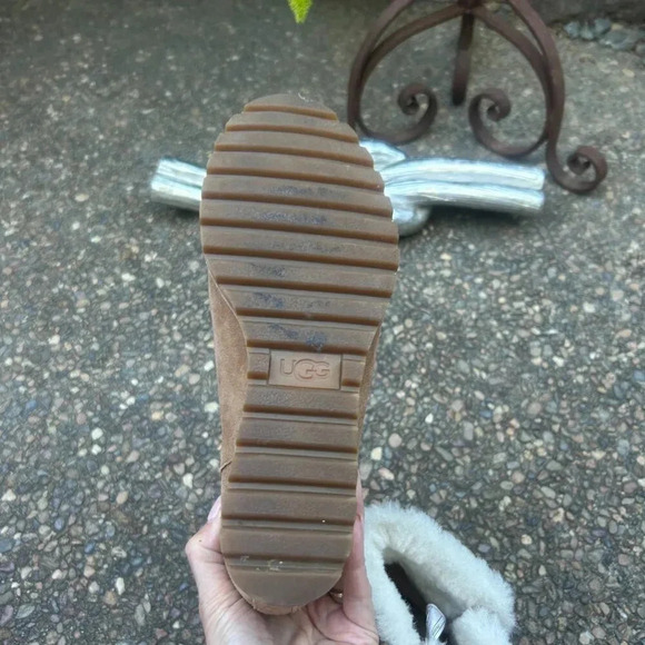 Ugg Seyline Shearling Tan Chestnut Suede Wedge Booties Size 8.5 - Picture 5 of 13